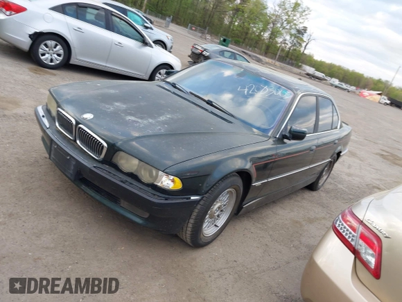 2001 BMW 7 Series 740iA with VIN WBAGG83451DN87732, listed as a IAAI auction lot 42083005 with 208,778 mi miles. Bid and sale history available at carsss.com. Image 2.