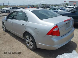 2012 Ford Fusion SE z VIN 3FAHP0HA8CR117122, wystawiony jako IAAI lot #42215141 z przebiegiem 158 703 mil mil oraz . Historia ofert i sprzedaży dostępna na DreamBid. Obrazek 3.