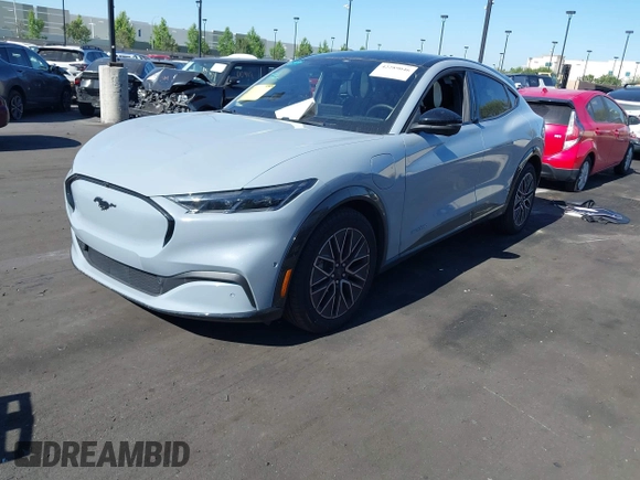 2024 Ford Mustang Mach-E Premium с VIN 3FMTK3R45RMA27232, выставлен на аукционе IAAI как лот 42289046 с пробегом 10 624 миль миль и . История ставок и продаж доступна на DreamBid. Изображение 19.
