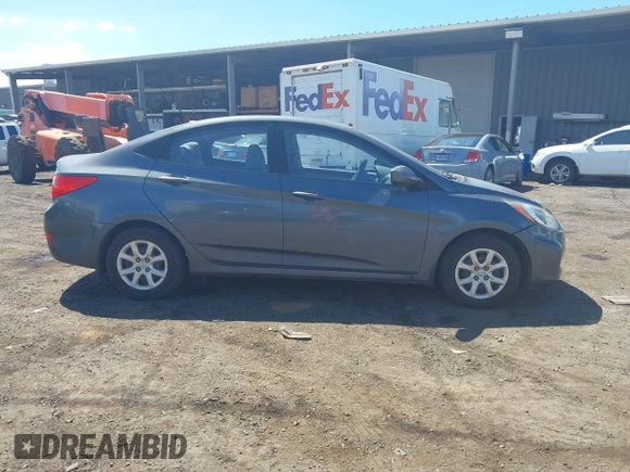 2012 Hyundai Accent GLS z VIN KMHCT4AE9CU116540, wystawiony jako IAAI lot #41594152 z przebiegiem 61 608 mil mil oraz . Historia ofert i sprzedaży dostępna na DreamBid. Obrazek 13.