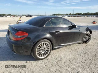 2006 Mercedes-Benz SLK-Class 5.5L AMG with VIN WDBWK73F06F100763, listed as a Copart auction lot 86308114 with 147,759 mi miles and Salvage Title. Bid and sale history available at carsss.com. Image 3.