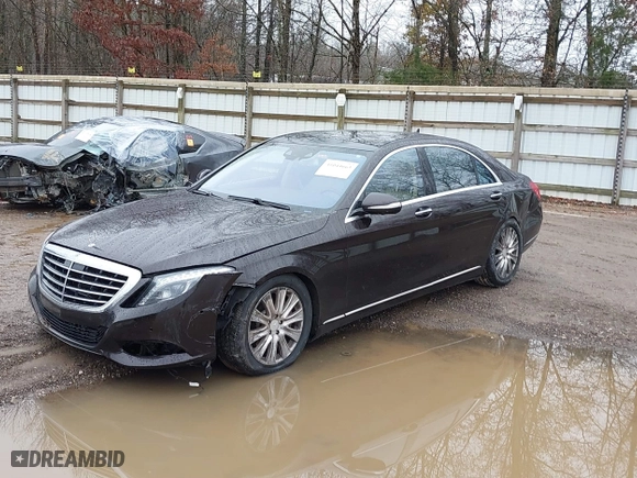 2014 Mercedes-Benz S-Class S 550 with VIN WDDUG8FB0EA052269, listed as a IAAI auction lot 41044663 with 128,420 mi miles. Bid and sale history available at carsss.com. Image 17.