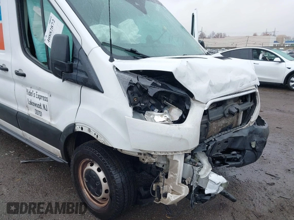 2020 Ford Transit Cargo с VIN 1FTBW3X88LKB37233, выставлен на аукционе IAAI как лот 40882872 с пробегом 101 171 миль миль и . История ставок и продаж доступна на DreamBid. Изображение 17.