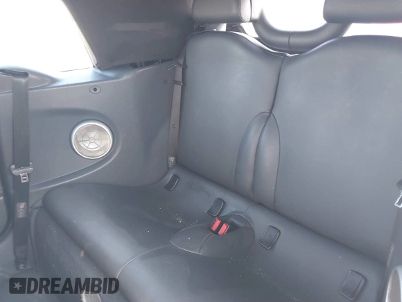 2006 MINI Convertible with VIN WMWRF33566TG15710, listed as a IAAI auction lot 41636955 with Not Provided miles and . Bid and sale history available at DreamBid. Image 8.