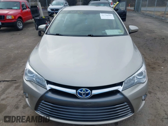 2017 Toyota Camry Hybrid LE with VIN 4T1BD1FK1HU213812, listed as a IAAI auction lot 41730565 with 67,706 mi miles. Bid and sale history available at carsss.com. Image 12.
