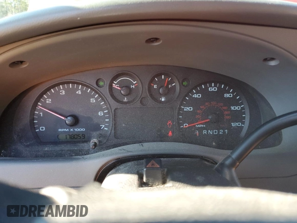 2010 Ford Ranger XL z VIN 1FTKR1EE7APA55837, wystawiony jako Copart lot #84661704 z przebiegiem 178 059 mil mil oraz Szkoda całkowita • Salvage title. Historia ofert i sprzedaży dostępna na DreamBid. Obrazek 9.