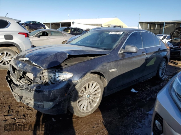 2013 BMW 5 Series 535i xDrive with VIN WBAFU7C57DDU76854, listed as a Copart auction lot 43325245 with 124,000 mi miles and Salvage Title. Bid and sale history available at carsss.com. Image 1.