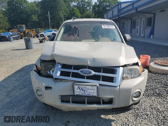 2008 Ford Escape XLT z VIN 1FMCU03188KA50873, wystawiony jako Copart lot #62108515 z przebiegiem 162 920 mil mil oraz Szkoda całkowita • Salvage title. Historia ofert i sprzedaży dostępna na DreamBid. Obrazek 5.
