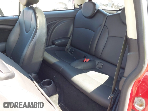 2012 MINI Hardtop with VIN WMWSU3C56CT540636, listed as a IAAI auction lot 42235949 with 118,437 mi miles and . Bid and sale history available at DreamBid. Image 8.