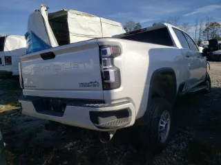 2021 Chevrolet Silverado 3500HD High Country with VIN 1GC4YVEY2MF248033, listed as a Copart auction lot 82343284 with Not Provided miles and Salvage Title. Bid and sale history available at DreamBid. Image 3.