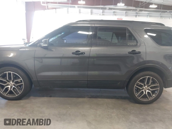 2016 Ford Explorer Sport with VIN 1FM5K8GT9GGB55500, listed as a IAAI auction lot 41981007 with 213,665 mi miles and . Bid and sale history available at carsss.com. Image 14.