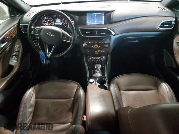 2017 Infiniti QX30 Premium with VIN SJKCH5CR9HA017539, listed as a Copart auction lot 84092934 with 89,019 mi miles and Salvage title. Bid and sale history available at DreamBid. Image 8.
