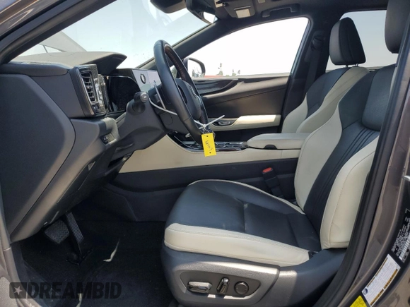 2023 Lexus NX 350h с VIN JTJAKCEZ7P5008145, выставлен на аукционе Copart как лот 58982475 с пробегом 21 051 миль миль и Списание • Salvage title. История ставок и продаж доступна на DreamBid. Изображение 7.