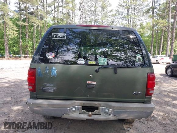 2001 Ford Expedition Eddie Bauer with VIN 1FMRU17W11LA02654, listed as a IAAI auction lot 42147534 with Not provided miles and . Bid and sale history available at DreamBid. Image 16.
