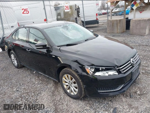 2014 Volkswagen Passat Wolfsburg Edition z VIN 1VWAT7A31EC098634, wystawiony jako IAAI lot #41924146 z przebiegiem 80 872 mil mil oraz . Historia ofert i sprzedaży dostępna na DreamBid. Obrazek 1.