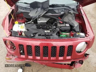 2014 Jeep Patriot Altitude with VIN 1C4NJPBA7ED512632, listed as a Copart auction lot 43197655 with 163,440 mi miles and Salvage Title. Bid and sale history available at DreamBid. Image 11.