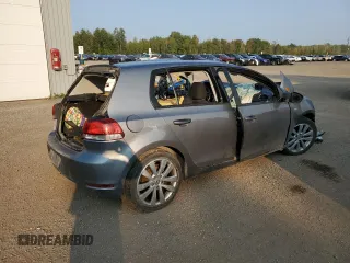 2013 Volkswagen Golf z VIN WVWDA7AJ9DW134006, wystawiony jako Copart lot #71238044 z przebiegiem Nie podano mil oraz Nie do naprawy • Non repairable. Historia ofert i sprzedaży dostępna na DreamBid. Obrazek 3.
