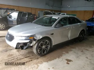 2015 Ford Taurus SHO z VIN 1FAHP2KT5FG174847, wystawiony jako Copart lot #55769355 z przebiegiem 157 011 mil mil oraz Czysty tytuł • Clean title. Historia ofert i sprzedaży dostępna na DreamBid. Obrazek 1.
