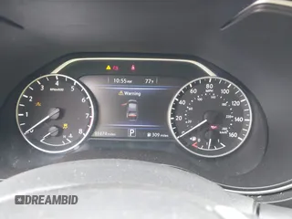 2017 Nissan Maxima SV with VIN 1N4AA6AP0HC432538, listed as a IAAI auction lot 41885882 with 91,474 mi miles and . Bid and sale history available at DreamBid. Image 7.