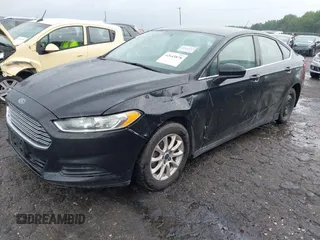 2016 Ford Fusion S z VIN 3FA6P0G70GR255496, wystawiony jako IAAI lot #42645878 z przebiegiem 198 899 mil mil oraz . Historia ofert i sprzedaży dostępna na DreamBid. Obrazek 2.