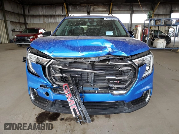 2024 GMC Terrain AT4 with VIN 3GKALYEG2RL146534, listed as a Copart auction lot 42722085 with 22,392 mi miles and Salvage Title. Bid and sale history available at DreamBid. Image 5.