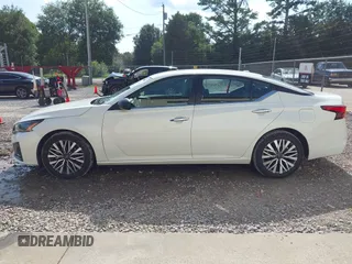 2024 Nissan Altima SV with VIN 1N4BL4DV2RN387119, listed as a IAAI auction lot 42563462 with 51,591 mi miles and . Bid and sale history available at DreamBid. Image 14.