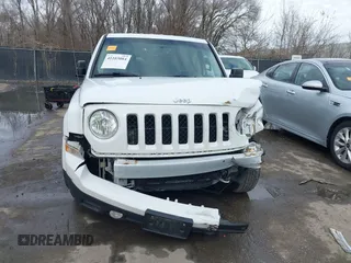 2017 Jeep Patriot Sport with VIN 1C4NJPBA9HD149111, listed as a IAAI auction lot 41103084 with 143,552 mi miles. Bid and sale history available at carsss.com. Image 12.
