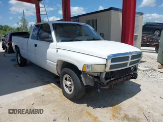 2001 Dodge 1500 z VIN 3B7HC13Y01G247551, wystawiony jako IAAI lot #42307988 z przebiegiem 192 865 mil mil oraz . Historia ofert i sprzedaży dostępna na DreamBid. Obrazek 1.