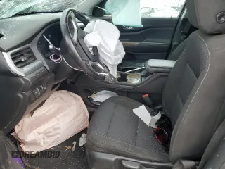 2020 GMC Acadia SLE z VIN 1GKKNKLA1LZ167028, wystawiony jako Copart lot #42650345 z przebiegiem Nie podano mil oraz Czysty tytuł • Clean title. Historia ofert i sprzedaży dostępna na DreamBid. Obrazek 7.