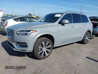 2024 Volvo XC90 Ultimate с VIN YV4H60LF1R1235240, выставлен на аукционе IAAI как лот 42260308 с пробегом 6 584 миль миль и . История ставок и продаж доступна на DreamBid. Изображение 18.