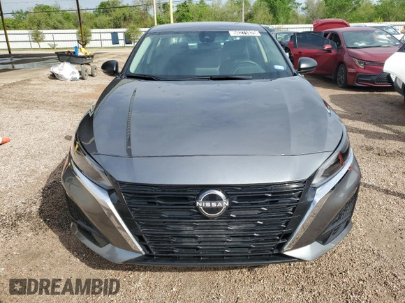 2025 Nissan Altima SV with VIN 1N4BL4DVXSN319012, listed as a Copart auction lot 50271025 with 12,831 mi miles and Clean Title. Bid and sale history available at carsss.com. Image 5.