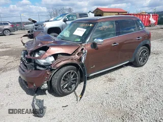 2016 MINI Countryman S z VIN WMWZC5C55GWU01180, wystawiony jako IAAI lot #41874470 z przebiegiem 194 997 mil mil oraz . Historia ofert i sprzedaży dostępna na DreamBid. Obrazek 17.