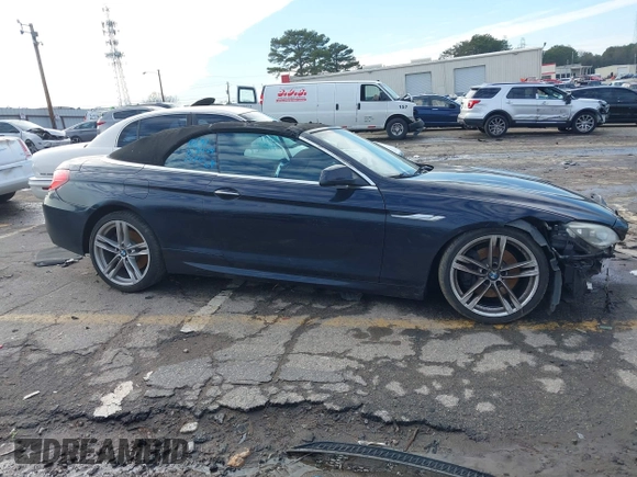 2012 BMW 6 Series 640i z VIN WBALW7C52CC618691, wystawiony jako IAAI lot #41305802 z przebiegiem Nie podano mil oraz . Historia ofert i sprzedaży dostępna na DreamBid. Obrazek 13.