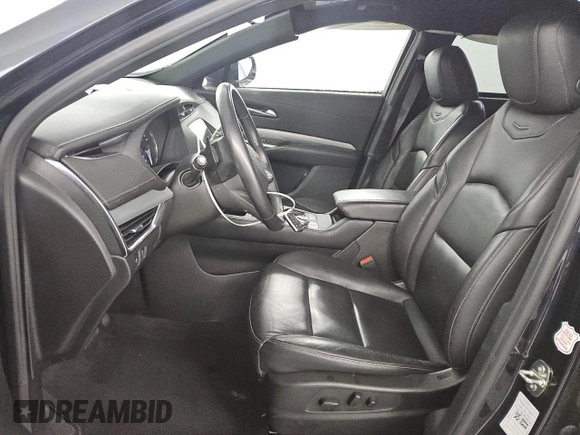 2023 Cadillac XT4 AWD Premium Luxury z VIN 1GYFZDR42PF174473, wystawiony jako Copart lot #55953305 z przebiegiem 42 268 mil mil oraz Szkoda całkowita • Salvage title. Historia ofert i sprzedaży dostępna na DreamBid. Obrazek 7.