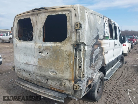 2018 Ford Transit with VIN 1FTYR1ZM1JKA65272, listed as a IAAI auction lot 41697964 with Not provided miles and . Bid and sale history available at DreamBid. Image 6.