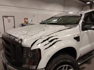 2008 Ford Super Duty F-250 SRW XL with VIN 1FTSX21R18EE30647, listed as a IAAI auction lot 41588298 with 228,680 mi miles. Bid and sale history available at carsss.com. Image 6.