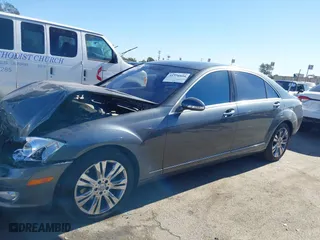 2009 Mercedes-Benz S-Class 5.5L V8 with VIN WDDNG71XX9A245942, listed as a IAAI auction lot 41376420 with 112,831 mi miles. Bid and sale history available at carsss.com. Image 14.