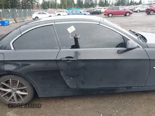 2008 BMW 3 Series 335i with VIN WBAWL73548P178589, listed as a IAAI auction lot 41873183 with Not Provided miles and . Bid and sale history available at carsss.com. Image 13.