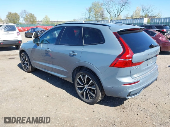 2023 Volvo XC60 Plus Dark Theme with VIN YV4L12RW8P1290213, listed as a IAAI auction lot 41975816 with 7,922 mi miles. Bid and sale history available at carsss.com. Image 3.