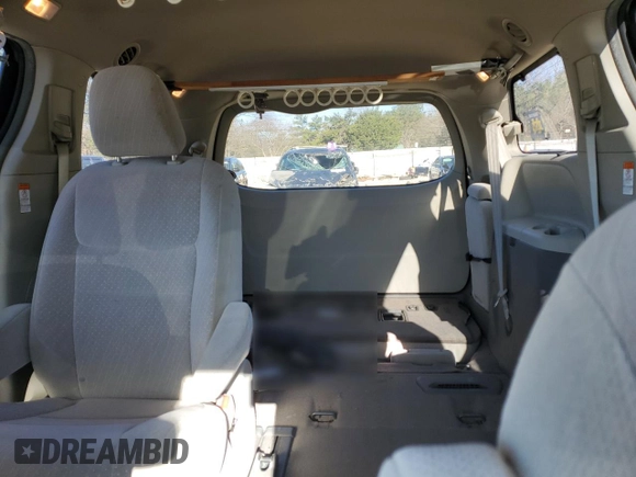 2019 Toyota Sienna LE Auto Access Seat with VIN 5TDKZ3DC0KS973674, listed as a Copart auction lot 50454255 with 99,206 mi miles and Salvage Title. Bid and sale history available at DreamBid. Image 10.