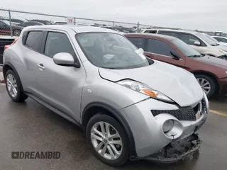 2013 Nissan Juke SV with VIN JN8AF5MR7DT224111, listed as a IAAI auction lot 41436303 with 102,432 mi miles. Bid and sale history available at carsss.com. Image 1.