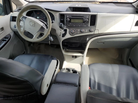 2014 Toyota Sienna L with VIN 5TDZK3DC7ES489962, listed as a Copart auction lot 48117985 with 329,366 mi miles and Clean Title. Bid and sale history available at carsss.com. Image 8.