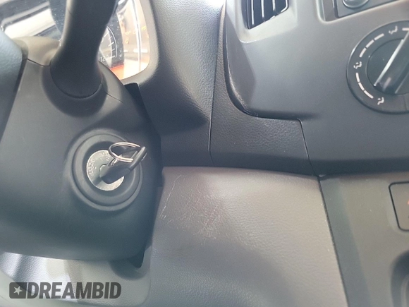 2020 Nissan NV200 SV with VIN 3N6CM0KN1LK704471, listed as a IAAI auction lot 42748291 with 99,672 mi miles and . Bid and sale history available at DreamBid. Image 3.