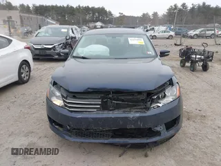 2013 Volkswagen Passat SE z VIN 1VWBP7A37DC145575, wystawiony jako IAAI lot #41253095 z przebiegiem 93 702 mil mil oraz . Historia ofert i sprzedaży dostępna na DreamBid. Obrazek 12.