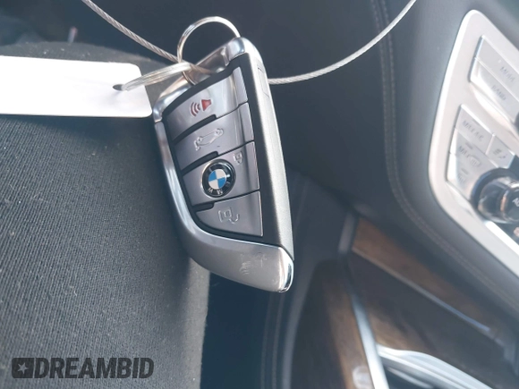 2017 BMW 7 Series 740i with VIN WBA7E2C5XHG739508, listed as a IAAI auction lot 42226064 with 70,333 mi miles and . Bid and sale history available at DreamBid. Image 11.