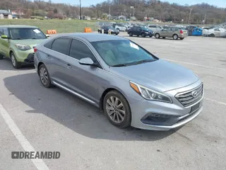 2016 Hyundai Sonata Sport with VIN 5NPE34AF7GH431794, listed as a IAAI auction lot 41838871 with 117,833 mi miles and . Bid and sale history available at carsss.com. Image 1.