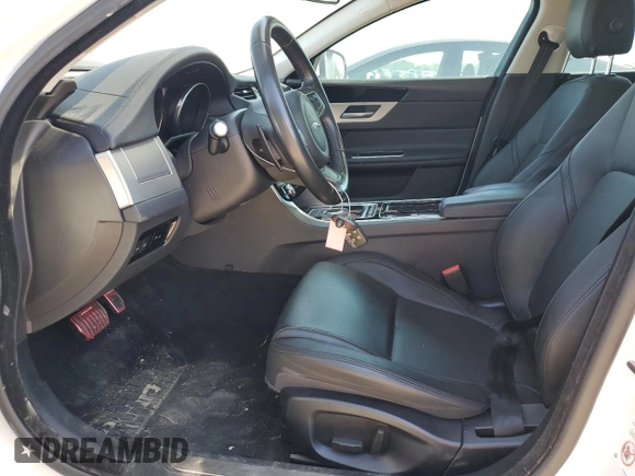 2018 Jaguar XF with VIN SAJBD4EV3JCY57424, listed as a Copart auction lot 50470925 with 65,613 mi miles and Clean Title. Bid and sale history available at DreamBid. Image 7.