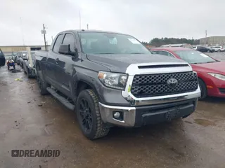 2018 Toyota Tundra 2WD SR with VIN 5TFRM5F13JX132543, listed as a IAAI auction lot 41461436 with 80,720 mi miles. Bid and sale history available at carsss.com. Image 1.