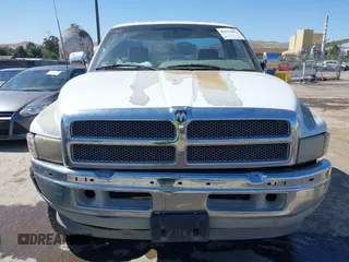1995 Dodge 2500 with VIN 1B7KF26Z5SS366424, listed as a IAAI auction lot 42171363 with 156,580 mi miles and . Bid and sale history available at DreamBid. Image 6.