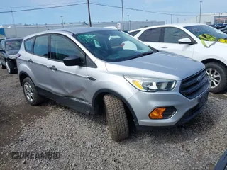 2017 Ford Escape S with VIN 1FMCU0F78HUB39105, listed as a IAAI auction lot 42119588 with 92,034 mi miles. Bid and sale history available at carsss.com. Image 1.